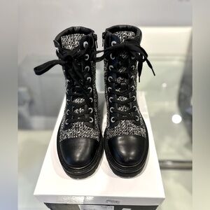 Kurt Geiger London Shore Cap Toe Faux Leather Tweed Combat Boots Size US 8